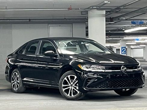 New 2026 Volkswagen Jetta Sport FWD image 2