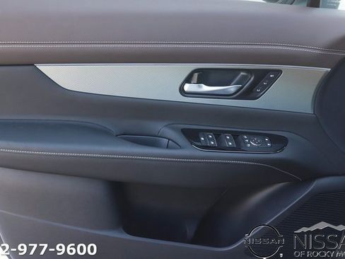 New 2025 Nissan Murano Platinum w/ Cargo Package image 10