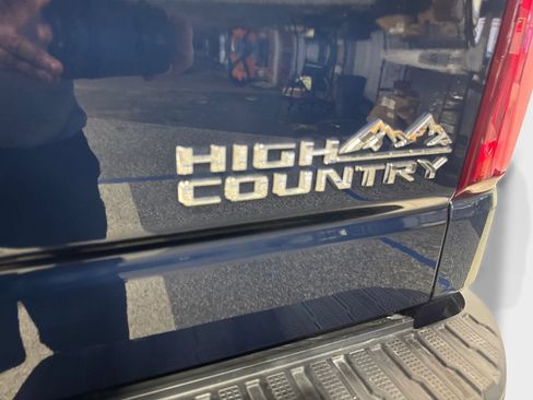 Used 2023 Chevrolet Silverado 1500 High Country w/ Technology Package AWD/4WD image 24