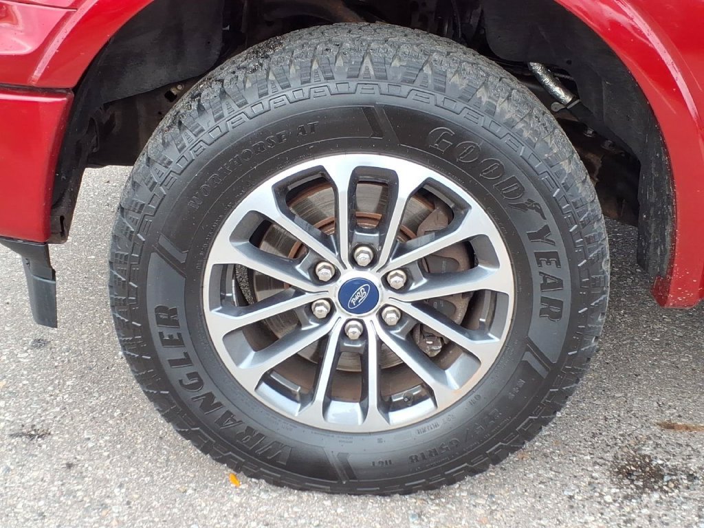Used 2020 Ford F150 XLT w/ Equipment Group 302A Luxury AWD/4WD image 9