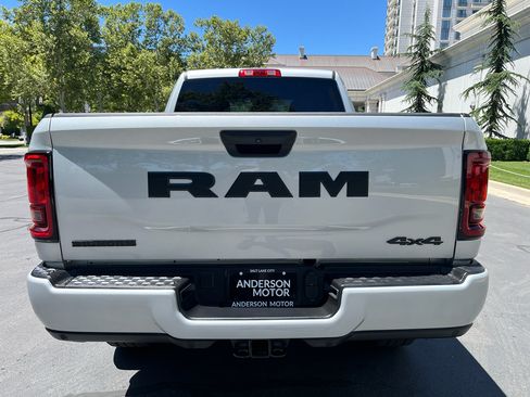 Used 2026 RAM 2500 Big Horn AWD/4WD image 7