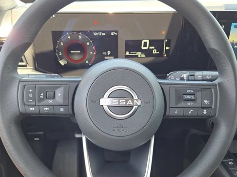 Used 2026 Nissan Kicks SV w/ Cold Weather Package FWD image 31