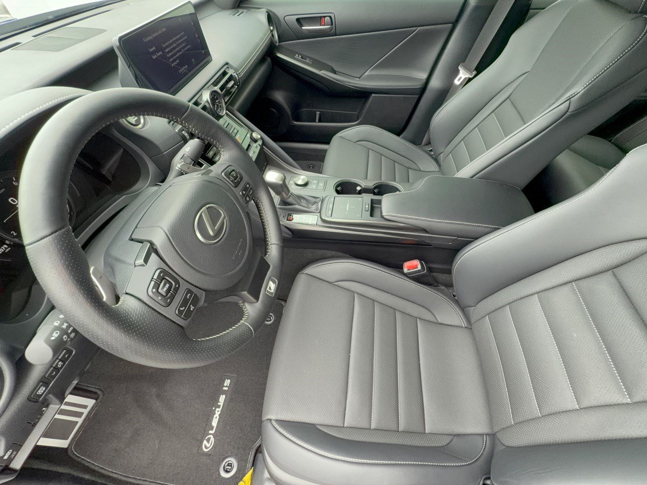 Used 2025 Lexus IS 350 F Sport w/ Navigation Package RWD image 5