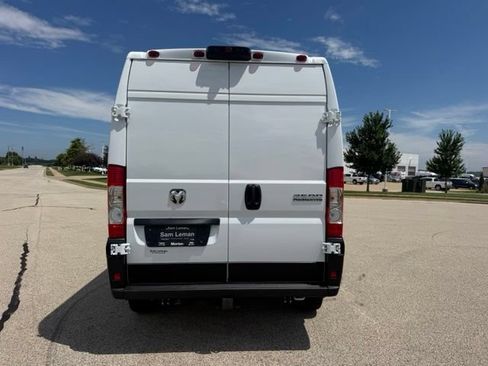 New 2026 RAM ProMaster 2500 w/ Convenience Group FWD image 22