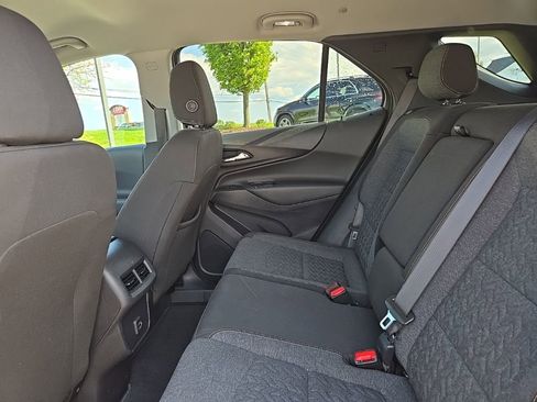 Used 2024 Chevrolet Equinox LT image 32
