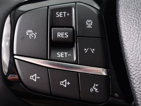 New 2025 Ford Escape SE w/ PHEV Premium Package image 30