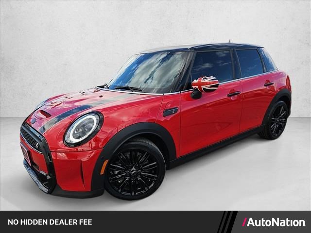 Used 2024 MINI Cooper S FWD image 1