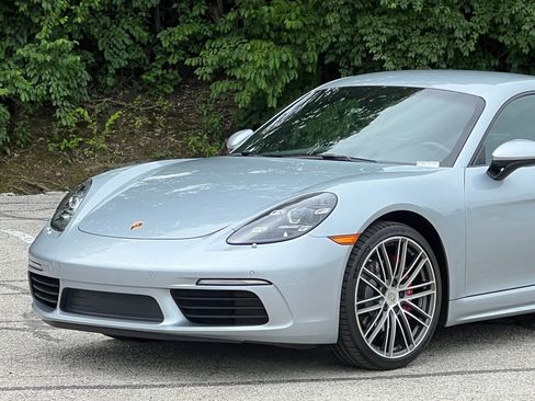 Certified 2021 Porsche 718 Cayman S RWD image 11
