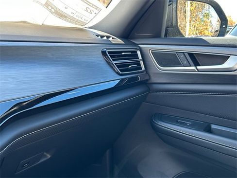 New 2026 Volkswagen Atlas Cross Sport SE image 17