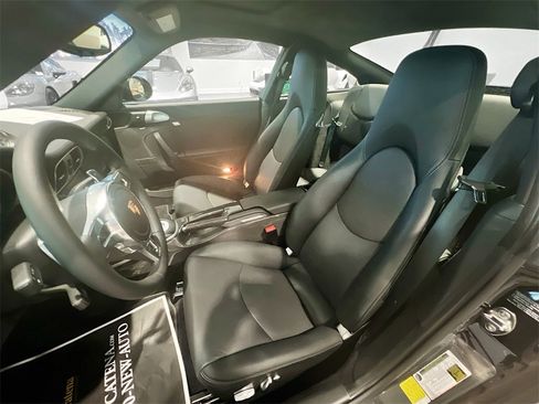 Used 2012 Porsche 911 Turbo S image 5