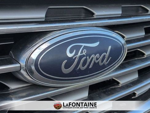 Used 2020 Ford Edge SEL w/ Cold Weather Package image 9