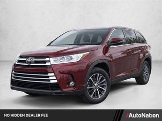 Certified 2019 Toyota Highlander XLE FWD video 1