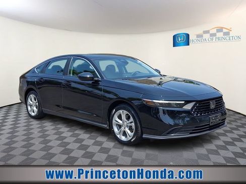 Certified 2024 Honda Accord LX image 1