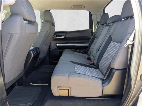 Used 2018 Toyota Tundra SR5 image 18