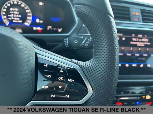 Used 2024 Volkswagen Tiguan SE R-Line image 27