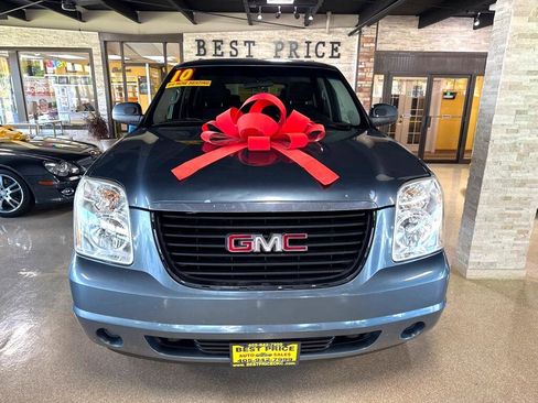 Used 2010 GMC Yukon XL 2500 SLE image 3