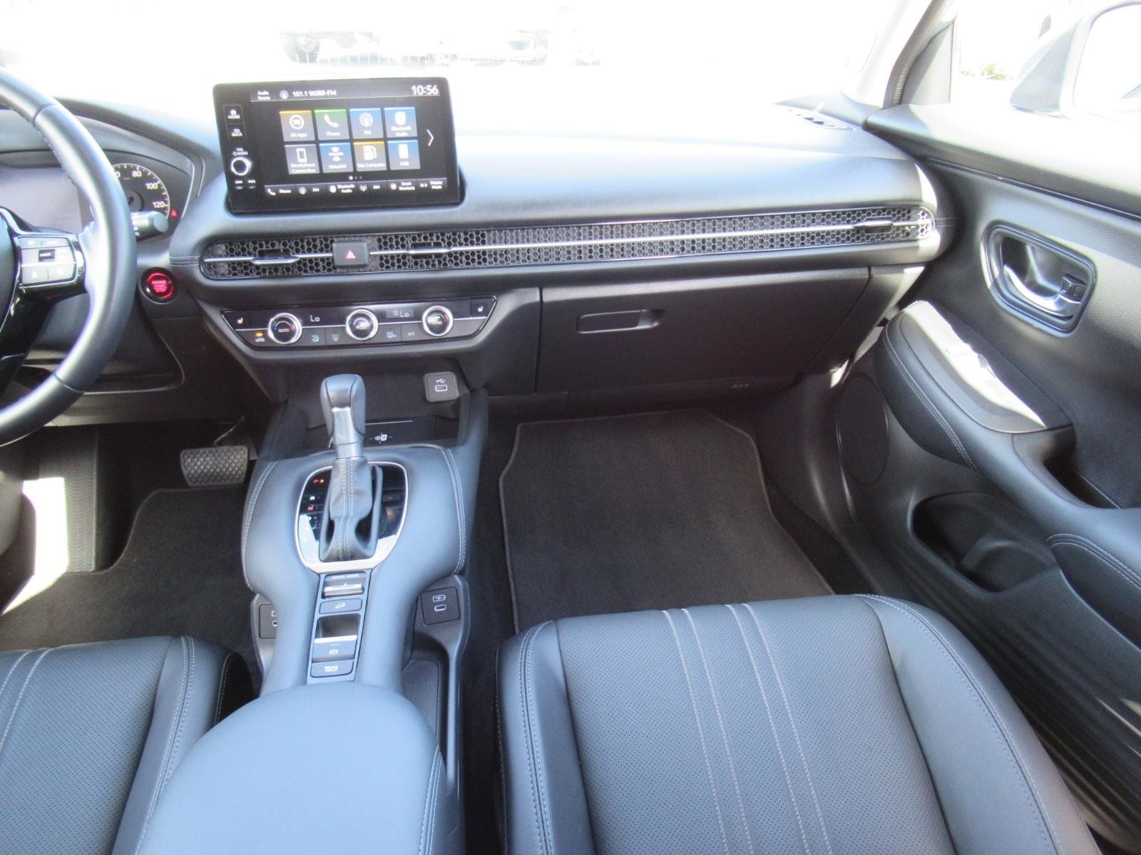 Used 2025 Honda HR-V EX-L image 15