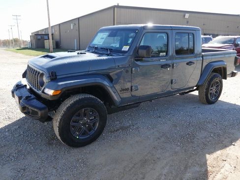 New 2026 Jeep Gladiator Sport image 8