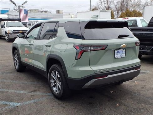 Used 2026 Chevrolet Equinox LT w/ Convenience Package II image 4