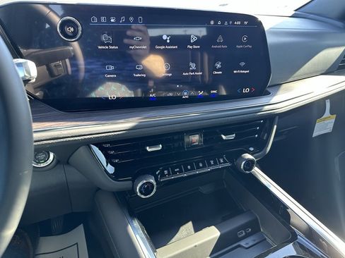 New 2026 Chevrolet Suburban LS image 29