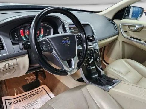 Used 2015 Volvo XC60 T6 Premier Plus image 9
