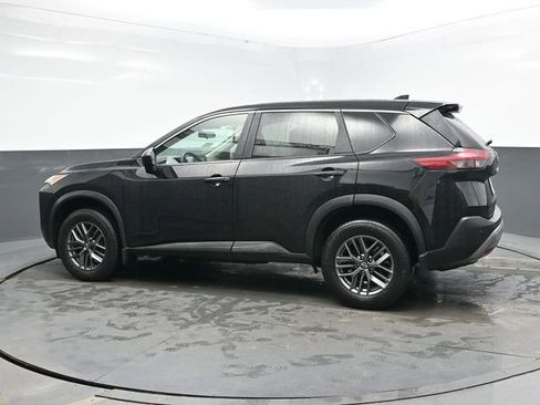 Used 2023 Nissan Rogue S image 4