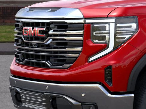 New 2026 GMC Sierra 1500 SLT image 13