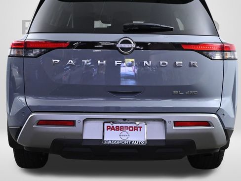 Certified 2024 Nissan Pathfinder SL image 10