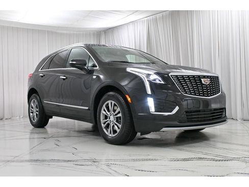 Certified 2023 Cadillac XT5 Premium Luxury image 2