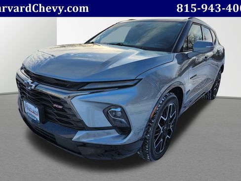 Used 2024 Chevrolet Blazer RS w/ Driver Confidence II Package image 3