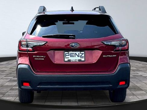 Used 2024 Subaru Outback Premium AWD/4WD image 5