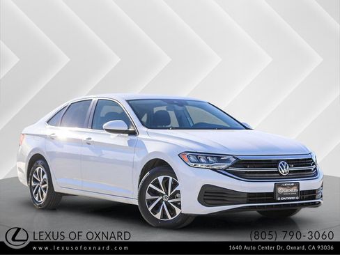 Used 2024 Volkswagen Jetta S image 1