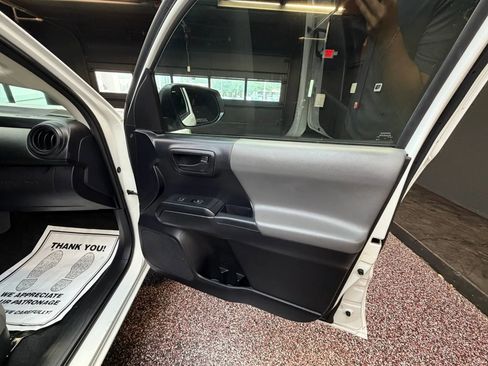 Used 2019 Toyota Tacoma SR RWD image 33