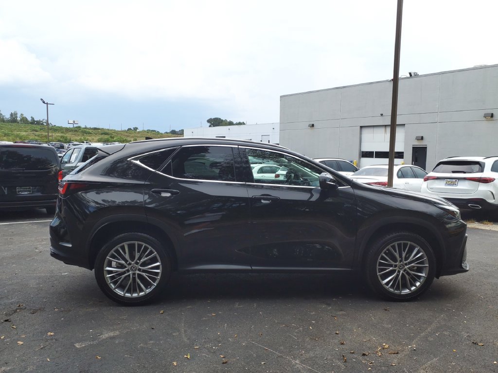 Used 2025 Lexus NX 350 AWD w/ Accessory Package (2T) image 8