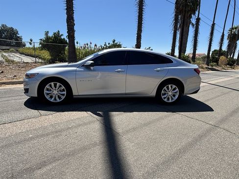 Used 2020 Chevrolet Malibu LT FWD image 3