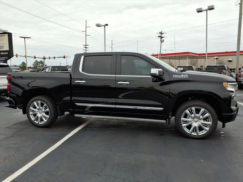 New 2026 Chevrolet Silverado 1500 High Country w/ High Country Premium Package image 2
