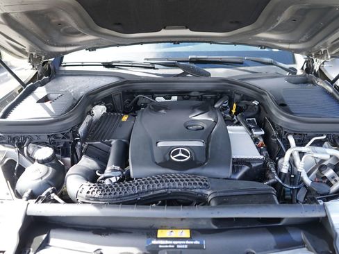 Used 2019 Mercedes-Benz GLC 300 image 8