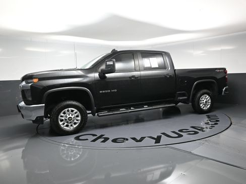 Used 2021 Chevrolet Silverado 2500 LT w/ Convenience Package AWD/4WD image 6