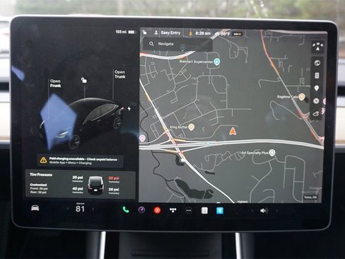Used 2018 Tesla Model 3 Mid Range image 7