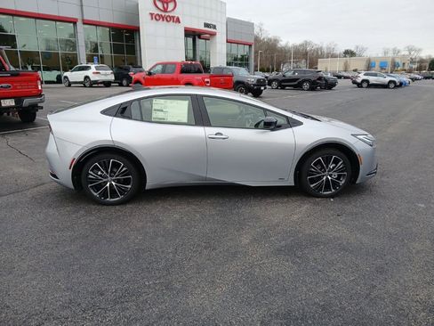 New 2026 Toyota Prius XLE image 12