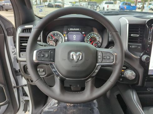 Used 2025 RAM 1500 Laramie w/ Sport Appearance Package AWD/4WD image 11