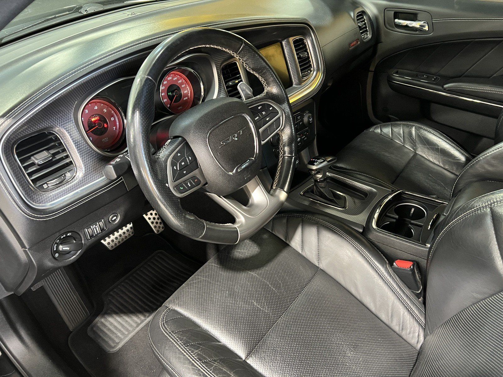 Used 2020 Dodge Charger SRT Hellcat RWD image 14