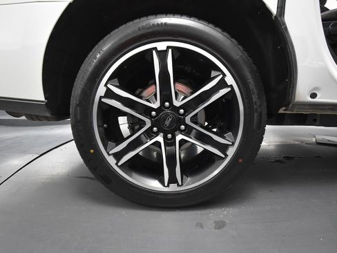 Used 2021 Ford Expedition Max Limited AWD/4WD image 11