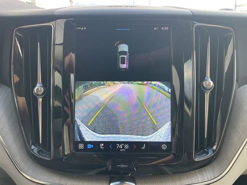 Certified 2023 Volvo XC60 B5 Plus w/ Climate Package image 29