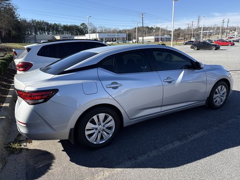 Used 2023 Nissan Sentra S image 10