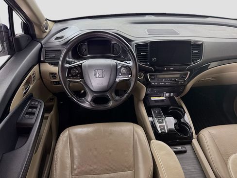 Used 2020 Honda Pilot Elite image 24