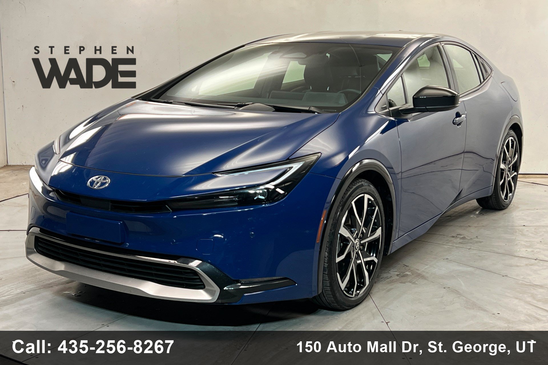 Certified 2025 Toyota Prius Plug-In Hybrid FWD image 1