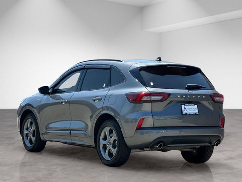 Used 2024 Ford Escape ST-Line w/ Tech Pack #1 FWD image 4