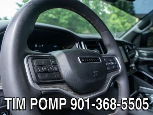 Used 2022 Jeep Wagoneer Series III w/ Premium Group I RWD image 13