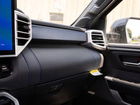 New 2025 Toyota Tundra Platinum w/ TRD Off-Road Package image 33